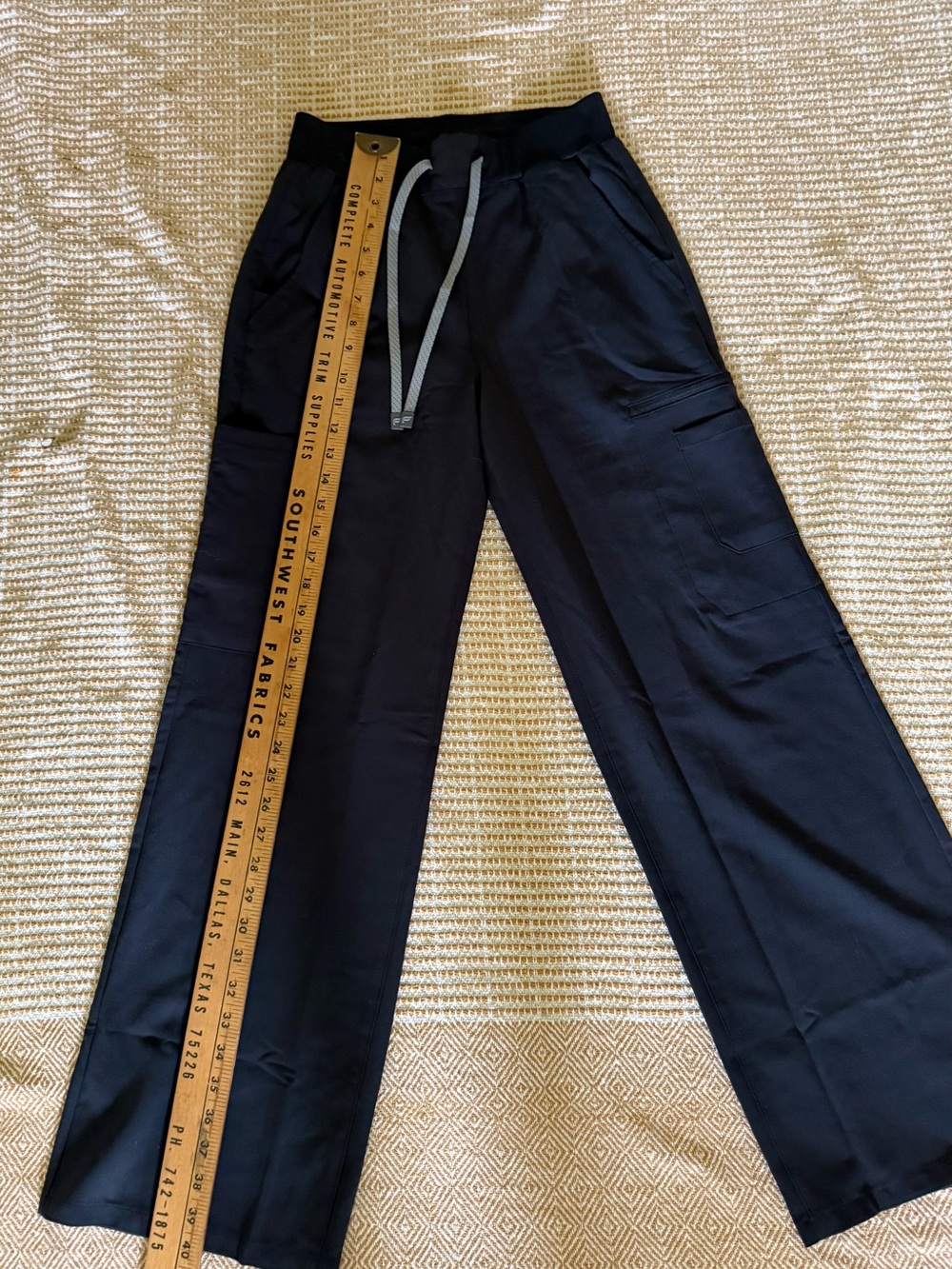 Fabletics Women's High Rise Wide Leg Scrub Pants NWOT. XS - Picture 5 of 16